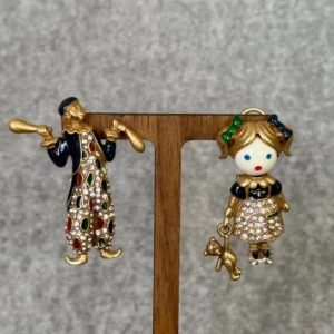 KEQIU Vintage Clown & Little Girl Mismatched Brooch Set - Gold Tone Enamel & Crystal Statement Pins - Retro Whimsical Costume Jewelry