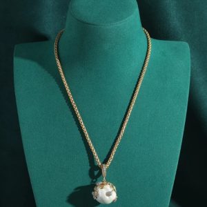 Vintage Baroque Pearl Pendant Necklace - Gold Twist Rope Chain Crystal Wrapped Large Irregular Pearl Retro Statement Jewelry