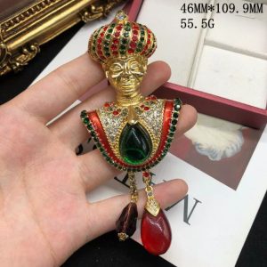 KEQIU Vintage Gold Plated Middle Eastern Queen Bust Brooch Multicolor Rhinestone Statement Pin