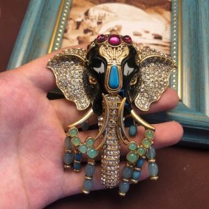 KEQIU Vintage Elephant Brooch - Gold Tone Crystal Enamel Animal Pin, Statement Vintage Jewelry Gift